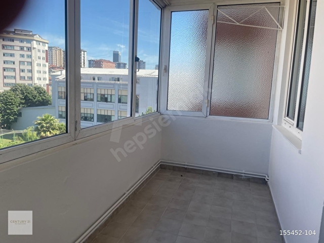 ATAKENT CADDE ÜZERİNDE METROYA ÇOK YAKIN KİRALIK 3+1 DAİRE - Görsel 28
