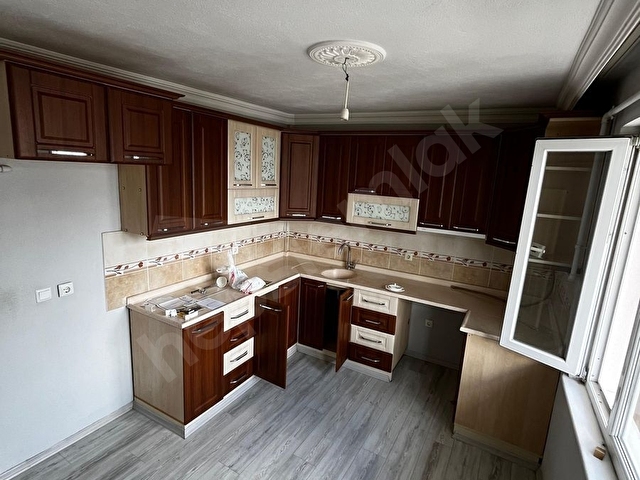 TOYGAR MAHALLESİ MERKEZİ KONUMDA KİRALIK 2+1 DAİRE - Görsel 14