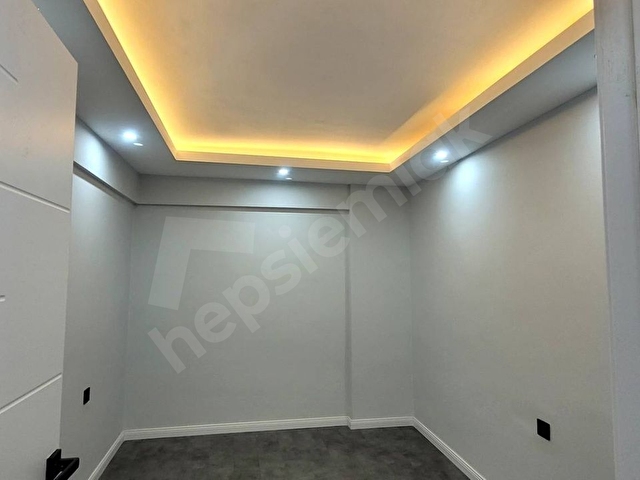 YEŞİLYURT MERKEZDE CADDE ÜSTÜ SATILIK 2+1 DAİRE - Görsel 12