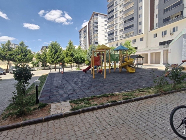 YMZDEN BEŞTEPEDE SATILIK SİTENİN EN UYGUN FİYATLI 2+1 DAİRESİ - Görsel 25