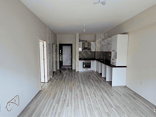 ARAKAT HAZIRLIK BİNASI ARKASINDA SEYREK GİRİŞİ GENİŞ 1+1 DAİRE - Görsel 8