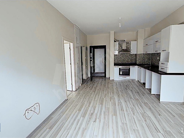 ARAKAT HAZIRLIK BİNASI ARKASINDA SEYREK GİRİŞİ GENİŞ 1+1 DAİRE - Görsel 5