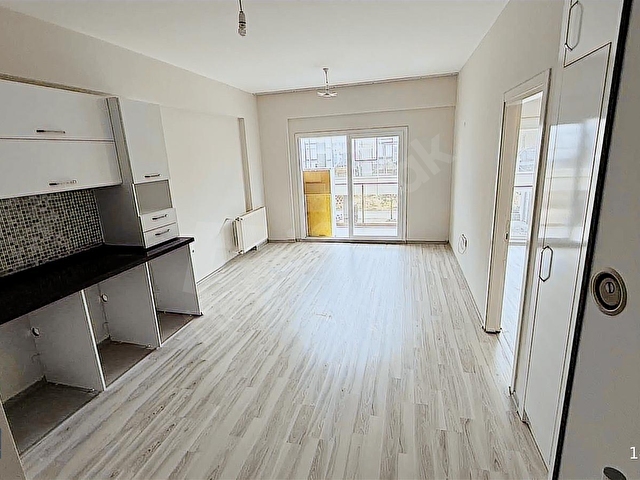 ARAKAT HAZIRLIK BİNASI ARKASINDA SEYREK GİRİŞİ GENİŞ 1+1 DAİRE - Görsel 14