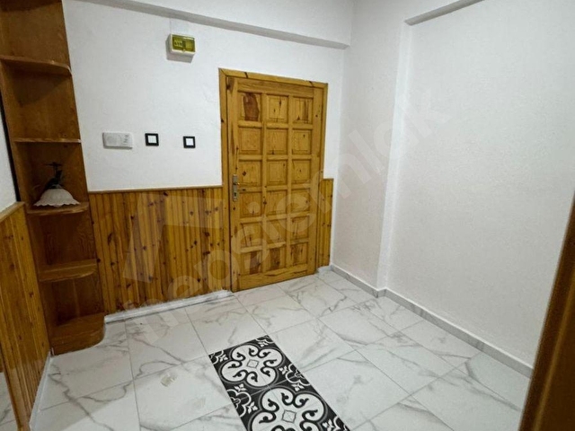 MERSİN / SİLİFKE – ATATÜRK CADDESİ ÜZERİNDE 4+1 GENİŞ SATILIK DAİRE - Görsel 2