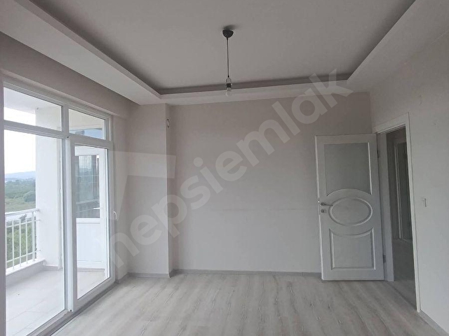 EMİNEVİME UYGUN SARILAR YENİ MAH. SATILIK 2+1 3.KAT DAİRE - Görsel 3