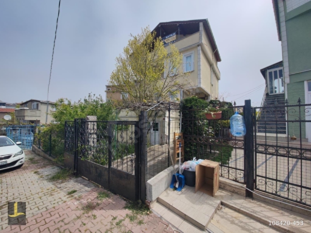 Arnavutköy Karaburunda Deniz Manzaralı Satılık Villa - Görsel 3