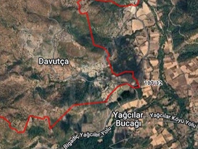 Bigadiç Yağcıbedirde Köy Girişine ve Ana Asfalt Yola Yakın SAHİBİNDEN Verimli Uygun Tarla - Görsel 7