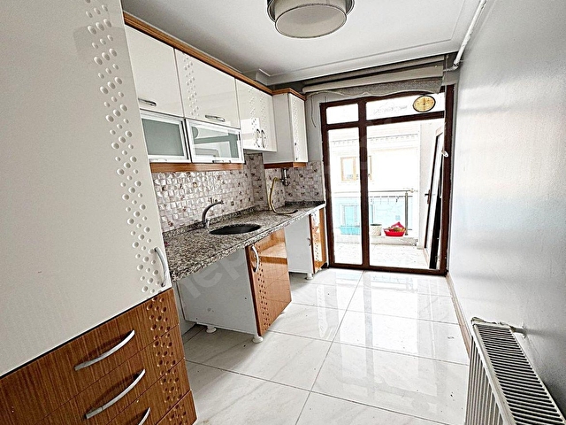 BÖLGENİN EN TEMİZ YERİNDE METROBÜSE YAKIN YENİ 2+1 SATILIK DAİRE - Görsel 2
