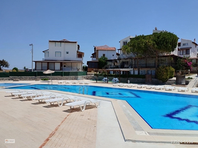Çeşme Pırlanta Plajı havuzlu sitede 4+1 triplex müstakil bahçeli - Görsel 3