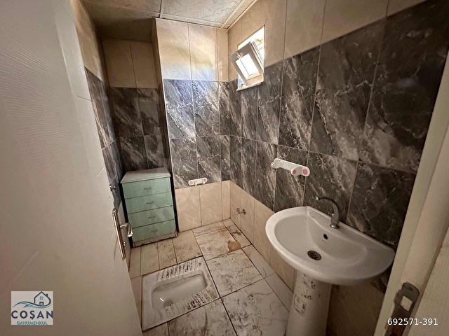 ARAÇ GİRİŞLİ 1200 M2 3 KATLI KİRALIK DÜKKAN - Görsel 21