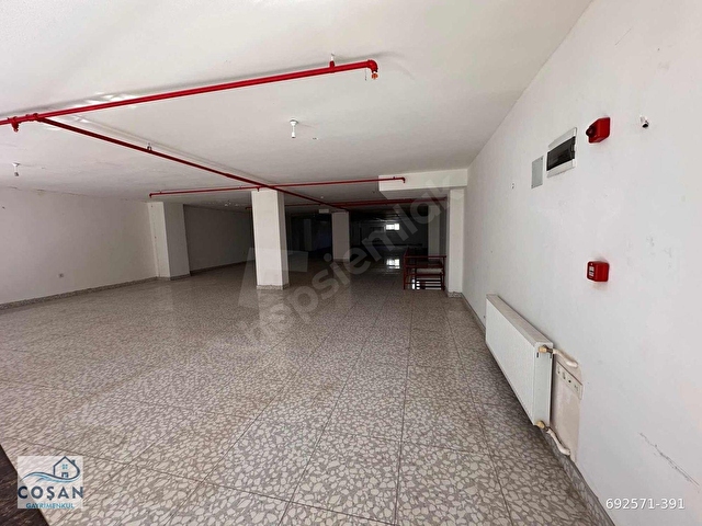 ARAÇ GİRİŞLİ 1200 M2 3 KATLI KİRALIK DÜKKAN - Görsel 20
