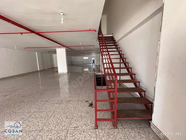 ARAÇ GİRİŞLİ 1200 M2 3 KATLI KİRALIK DÜKKAN - Görsel 24