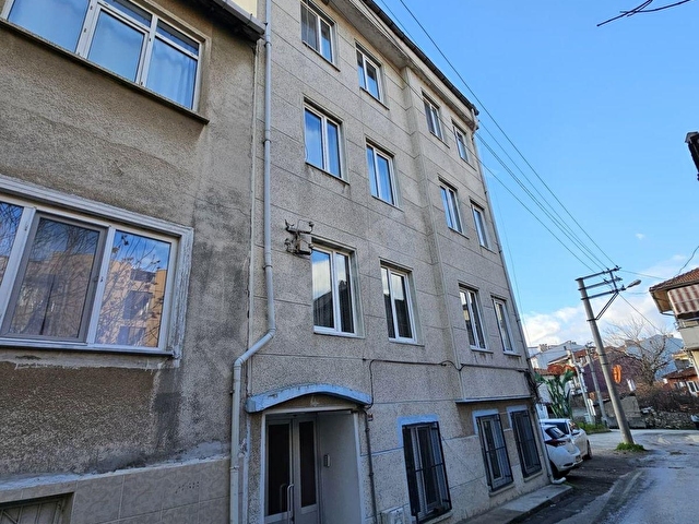 EDİRNE MERKEZDE TARİHİN KALBİNDE SATILIK 3 KATLI KOMPLE BİNA