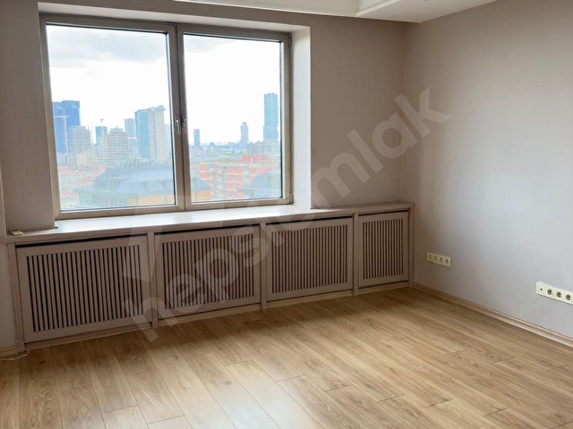 Etiler Akmerkezde 250m2 manzaralı dekorasyonyonlu prestij ofis - Görsel 9