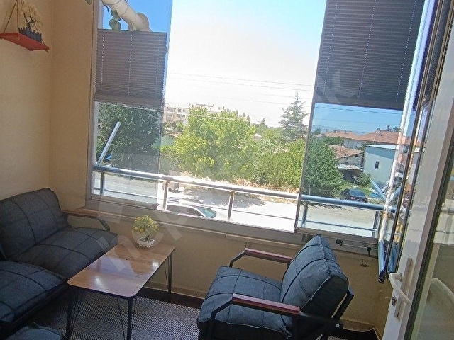 ÇÖMLEKÇİ MAH.CADDE ÜZERİNDE SATILIK 170M2 İÇİ FULL YAPILI 3+1 DAİRE - Görsel 7
