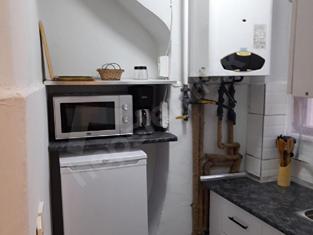 Taksim Cihangir mahallesinde 4.kat  2+1 full yapılı daire. - Görsel 14