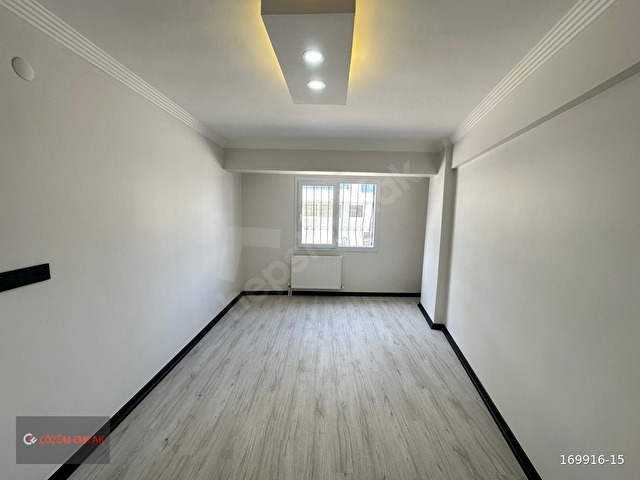 ÇÖZÜM EMLAKTAN MURADİYEDE 1+1 ÖN CEPHE BALKONLU SATILIK DAİRE - Görsel 10