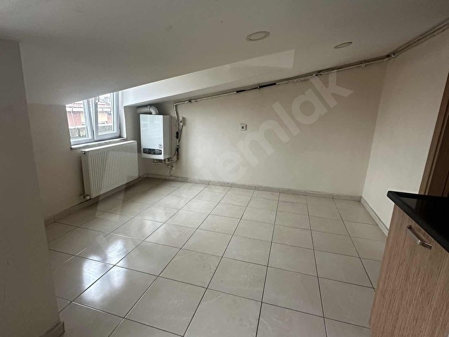 KAÇMAZ EMLAK TAN ,KURTKÖY MERKEZDE, ÇATI TERASLI , 2+1 DAİRE... - Görsel 6
