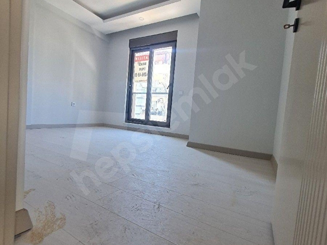 Fiyat Düştü,Perge Caddesine 200metre Oyak Sitesi Yanı Sıfır 3.Katta 1+1 ,Asansörlü,50m2 Daire ,Otopa - Görsel 5