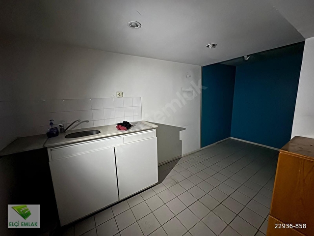 GÜVENLİK CADDESİ EN HAREKETLİ YERİNDE 45+50 M2 KÖŞE OTOPARKLI BOŞ DÜKKAN KREDİYE UYGUN KÖK TAPULU - Görsel 13