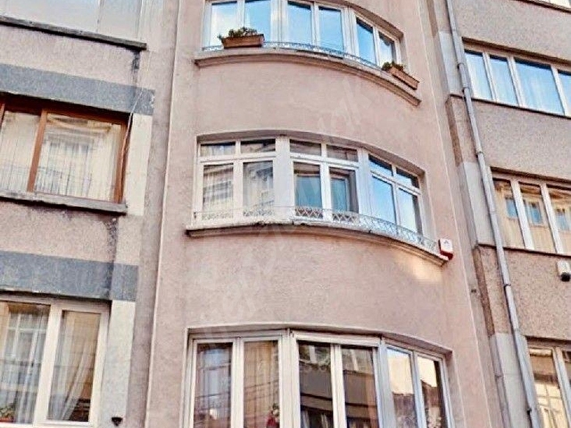 KURTULUŞ CADDESİNDE METROYA YAKIN 2+1 SATILIK DAİRE
