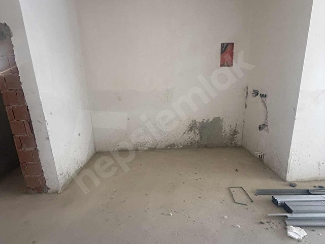 ORHANGAZİ MAHALLESİ VATAN CADDESİ ÜZERİNDE SATILIK DÜKKAN/MAĞAZA - Görsel 2