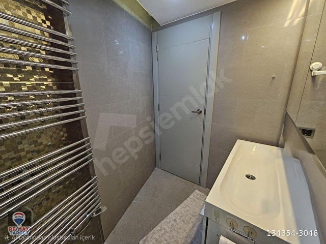 Körfez Mahallesinde Havuzlu Sitede | Teraslı | Lüks 4+1 | Geniş Yaşam Alanlarıyla Prestijli Daire - Görsel 28
