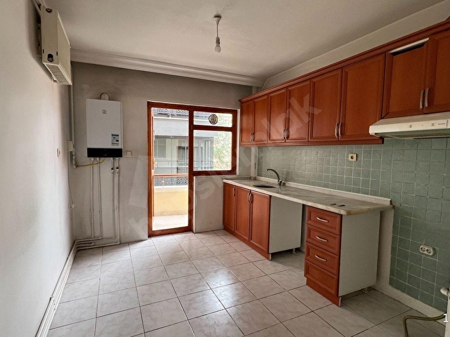 2+1 KİRALIK GENİŞ DAİRE ULAŞIMI ÇOK İYİ KONUMDA - Görsel 30