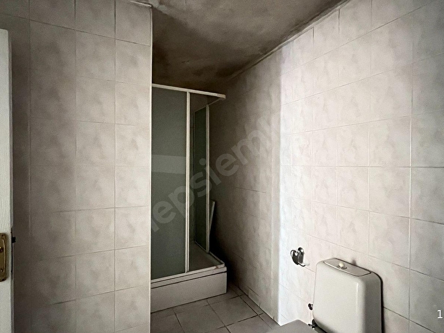 2+1 KİRALIK GENİŞ DAİRE ULAŞIMI ÇOK İYİ KONUMDA - Görsel 8