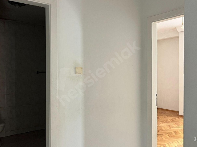 2+1 KİRALIK GENİŞ DAİRE ULAŞIMI ÇOK İYİ KONUMDA - Görsel 6