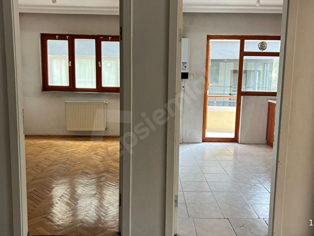 2+1 KİRALIK GENİŞ DAİRE ULAŞIMI ÇOK İYİ KONUMDA - Görsel 15
