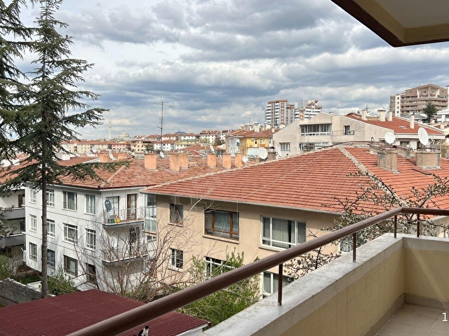 2+1 KİRALIK GENİŞ DAİRE ULAŞIMI ÇOK İYİ KONUMDA - Görsel 4