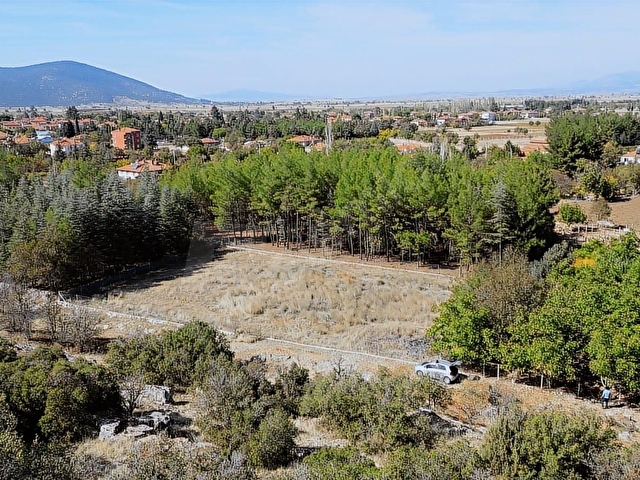 Tavas Garipköyde Etrafı Telle Çevrili Villalık Eşsiz Yer - Görsel 12
