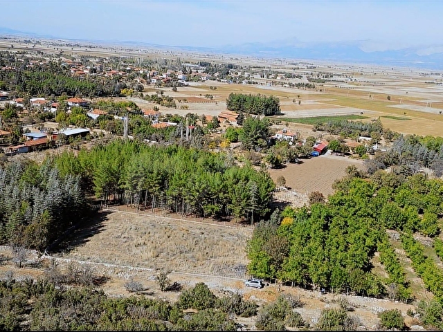Tavas Garipköyde Etrafı Telle Çevrili Villalık Eşsiz Yer - Görsel 4