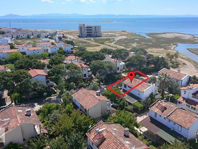 Ayvalık Su Gayrimenkulden Altınova Mh. SATILIK 2+1 Villa