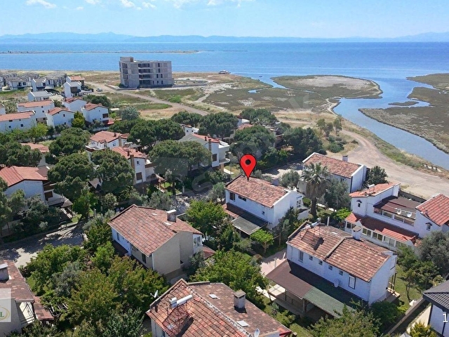 Ayvalık Su Gayrimenkulden Altınova Mh. SATILIK 2+1 Villa - Görsel 24