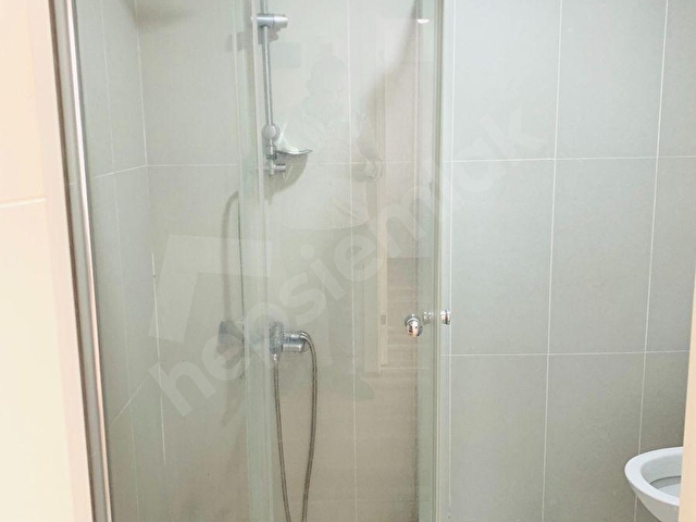 MERT EMLAKTAN Residencede 1+1,Mobilyalı,Balkonlu,Yeni Bina - Görsel 9