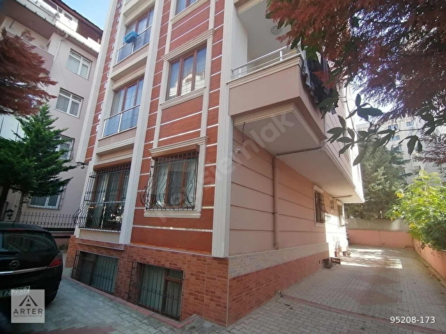 Maltepe Bağlarbaşında Metroya Yakın 3+1 Satılık Daire - Görsel 4