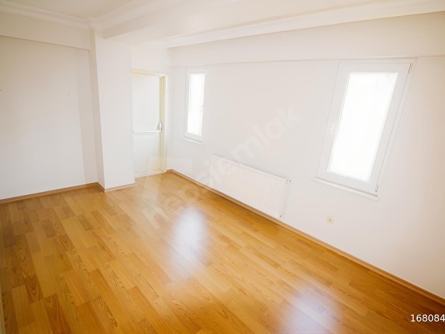FİNANS MERKEZİ YANIBAŞINDA 3+1 130M KİRALK ARAKAT BALKONLU DAİRE - Görsel 9