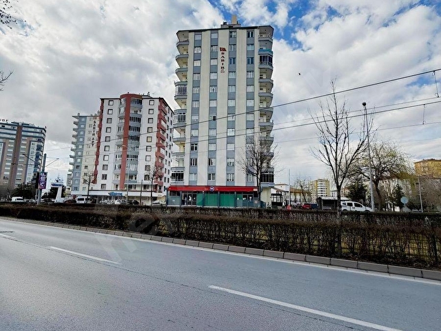 UYKIR GAYRİMENKULDEN ACİL TINAZTEPE MH.DE SATILIK 3+1 DAİRE - Görsel 6