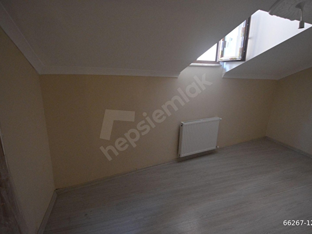 EYÜPSULTAN ÇIRÇIR İLİMALT SOKAK TA KİRALIK 1+1 TERASKAT DAİRE - Görsel 18