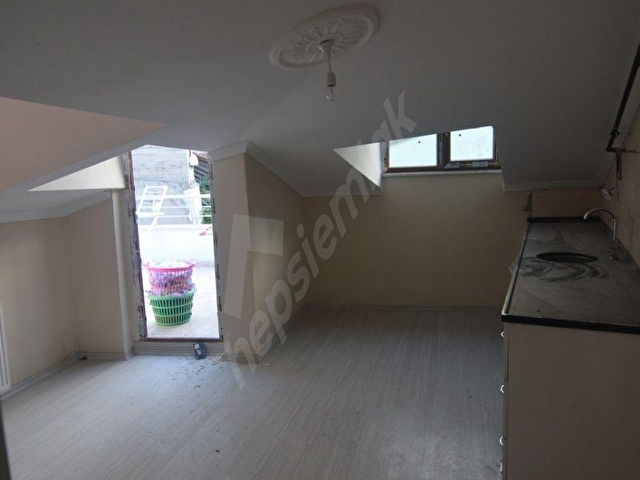 EYÜPSULTAN ÇIRÇIR İLİMALT SOKAK TA KİRALIK 1+1 TERASKAT DAİRE - Görsel 24