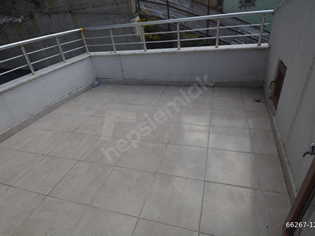EYÜPSULTAN ÇIRÇIR İLİMALT SOKAK TA KİRALIK 1+1 TERASKAT DAİRE - Görsel 15