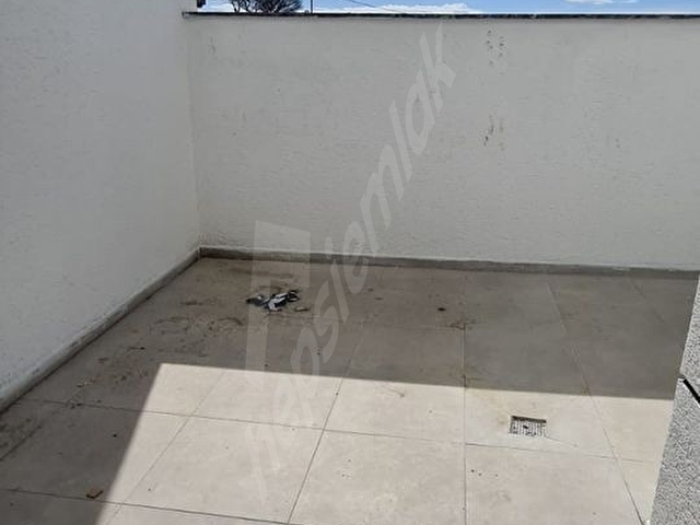 Büyükçekmece Çakmaklıda Merkezi Konumda 6+2 Satılık Villa - Görsel 24