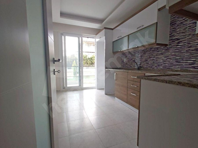 ŞİRİNEVLER MAH.DE SİTE İÇİNDE ZEMİN KAT 2+1 KİRALIK DAİRE - Görsel 7
