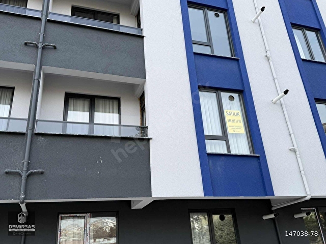 Demirbaş Gayrimenkulden Üni.Böl. Satılık Eşyalı 1+1 Daire