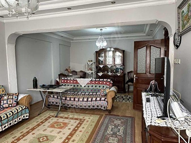 EFELER MAH. 30 AĞUSTOS OKULU KARŞISI 3+1 SATILIK DAİRE