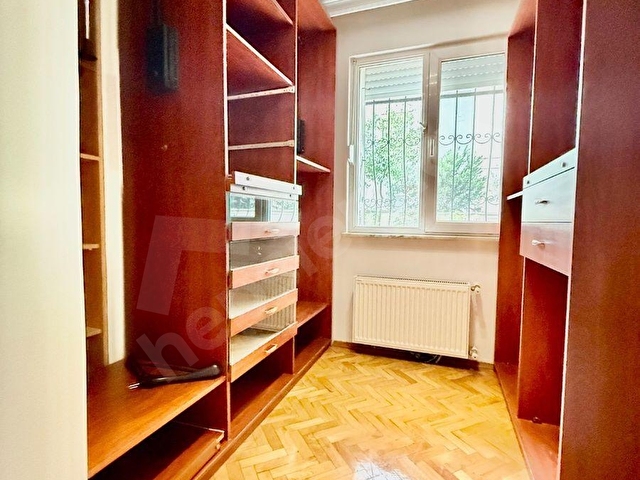FIRSAT!! ÇİFTEHAVUZLARDA CADDEYE YAKIN 32 M2 SALONLU GENÇ BİNA - Görsel 12