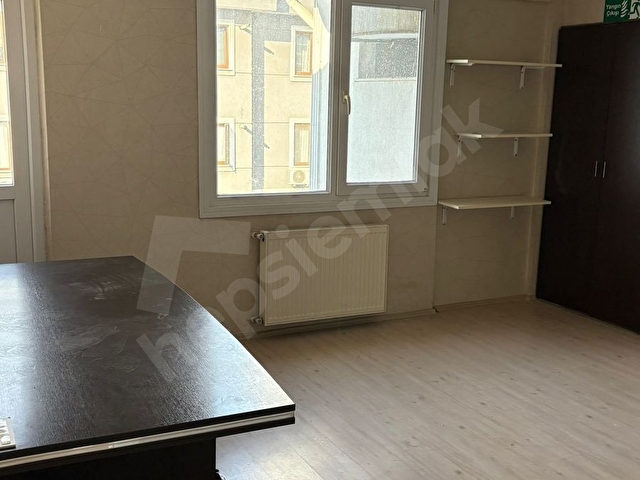 ÜMRANİYE DE KİRALIK EN İŞLEK YERİN DE BÜRO OFİS İŞYERİ DUBLEKS - Görsel 21
