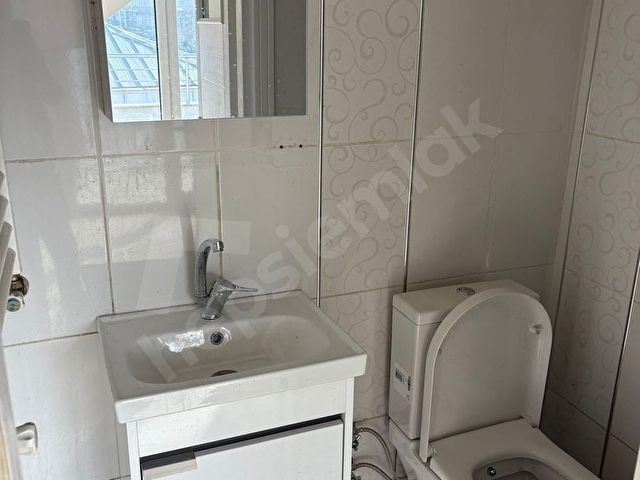 ÜMRANİYE DE KİRALIK EN İŞLEK YERİN DE BÜRO OFİS İŞYERİ DUBLEKS - Görsel 13